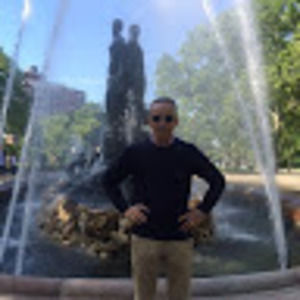 Meet your Posher, Leo